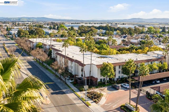 39931 Cedar Blvd 309, Newark, CA 94560