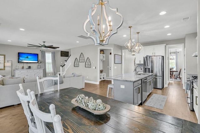 271 Palmetto Walk Drive, Summerville, SC 29483