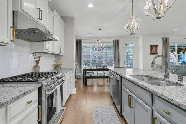 271 Palmetto Walk Drive, Summerville, SC 29483