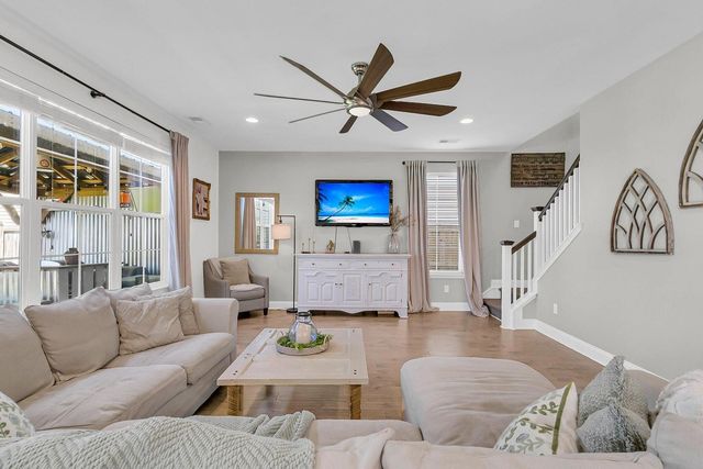 271 Palmetto Walk Drive, Summerville, SC 29483