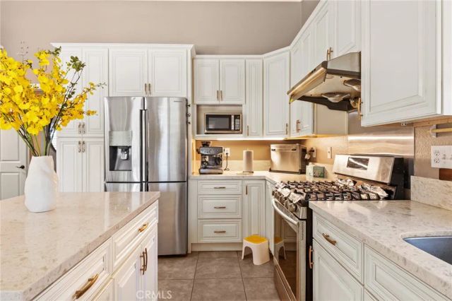 6811 Arthur Court, Chino, CA 91710