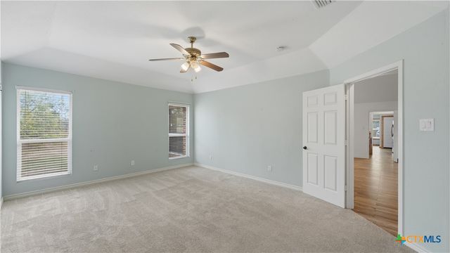 195 Cheyenne Lane, Kingsbury, TX 78638