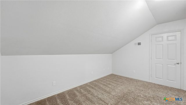 195 Cheyenne Lane, Kingsbury, TX 78638