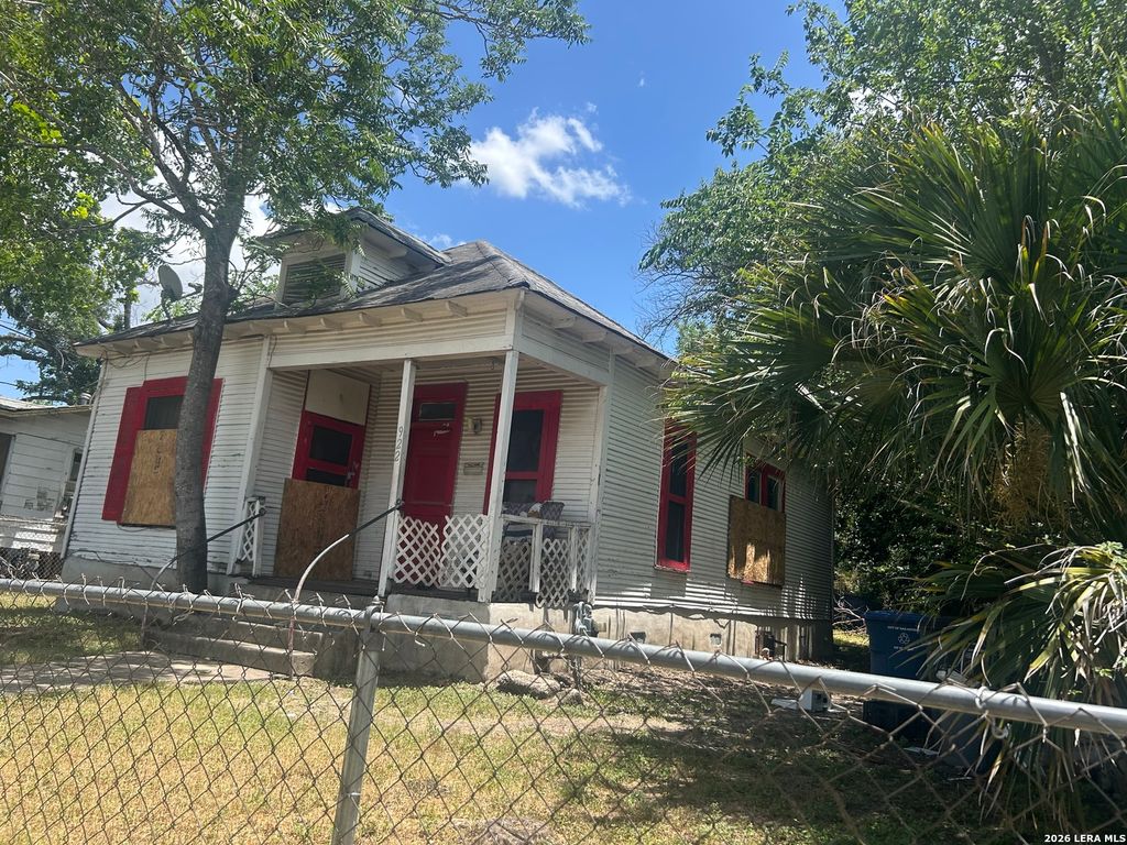 922 DENVER BLVD, San Antonio, TX 78210