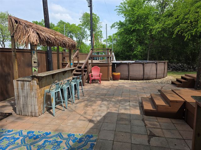 220 Bella Vista Drive, West Tawakoni, TX 75474