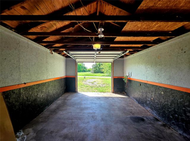 220 Bella Vista Drive, West Tawakoni, TX 75474