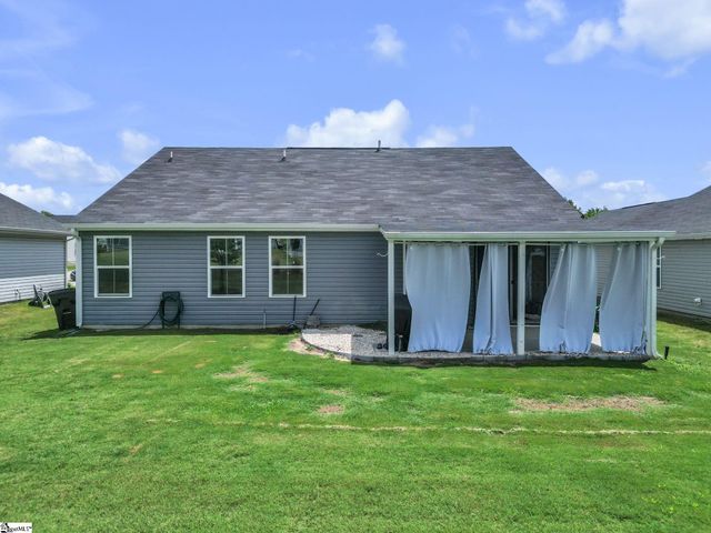 114 Sylvester Street, Fountain Inn, SC 29644