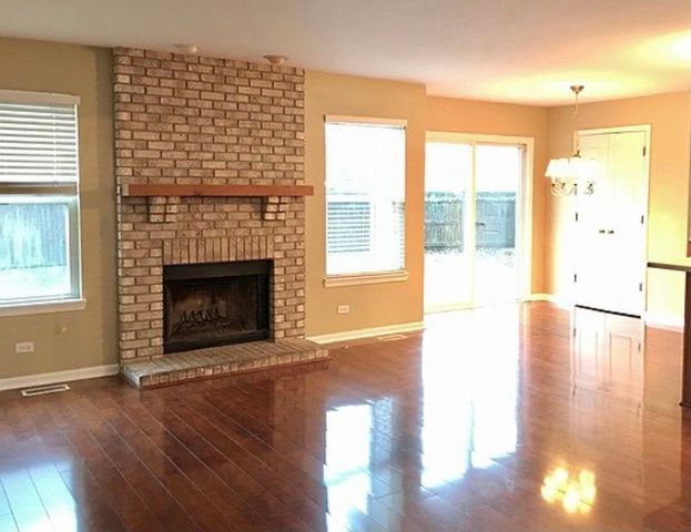 2003 SUDBURY Street, Naperville, IL 60564