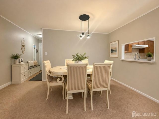 161 Applegate Lane, East Brunswick, NJ 08816