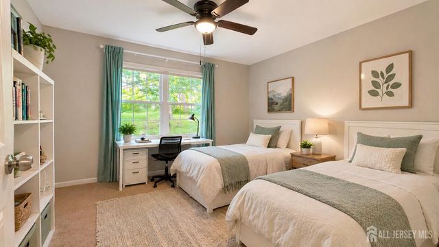 161 Applegate Lane, East Brunswick, NJ 08816