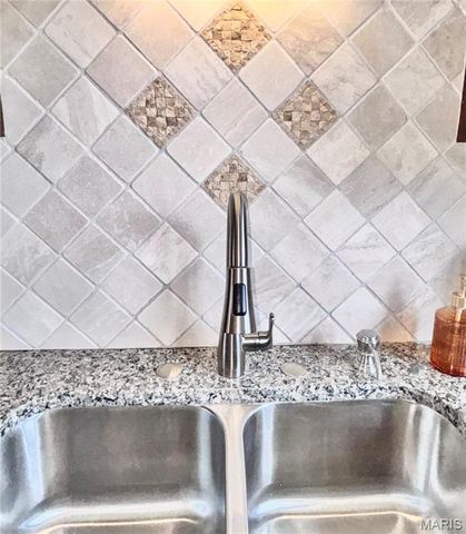 4147 Bain Court Court, Bridgeton, MO 63044