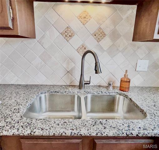 4147 Bain Court Court, Bridgeton, MO 63044