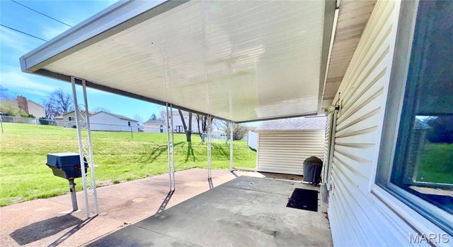 4147 Bain Court Court, Bridgeton, MO 63044