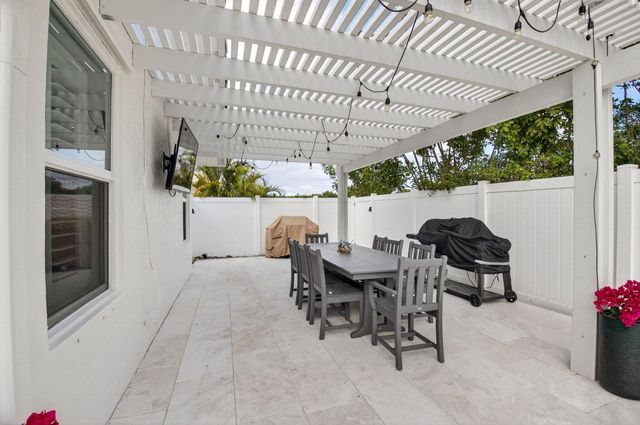 22936 Greenview Terrace, Boca Raton, FL 33433