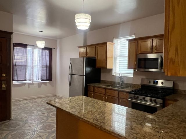 1921 N Pulaski Road 1, Chicago, IL 60639