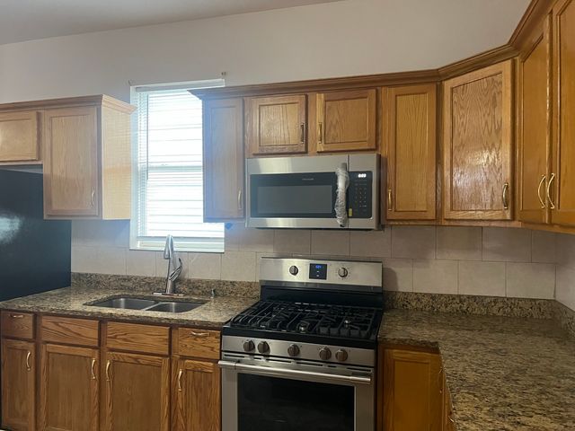1921 N Pulaski Road 1, Chicago, IL 60639