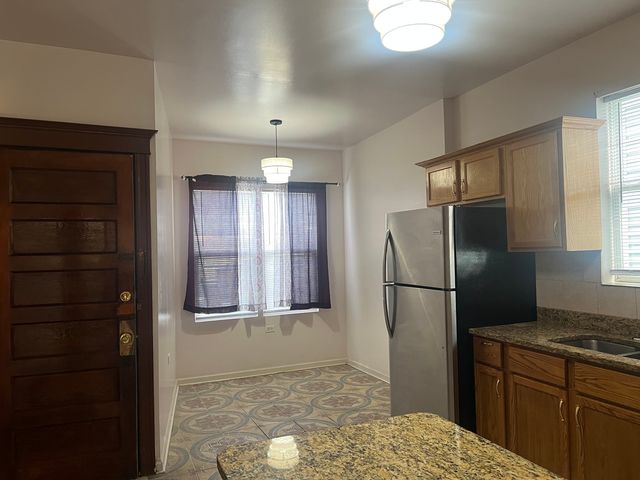 1921 N Pulaski Road 1, Chicago, IL 60639