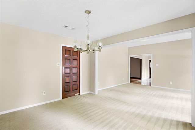 2123 Laurel Hill Drive, Kingwood, TX 77339