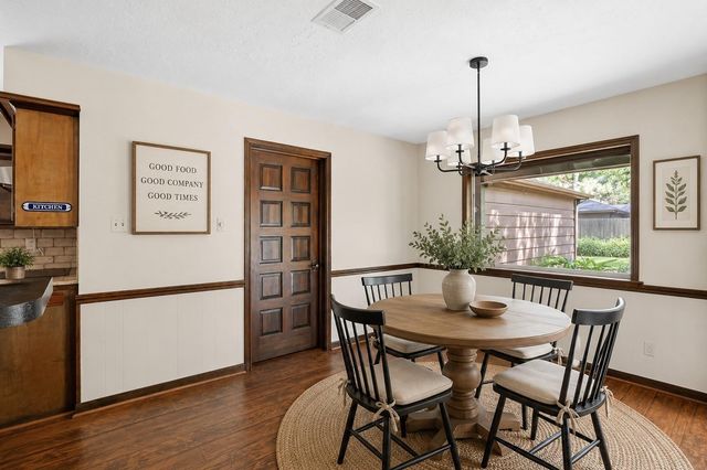 2123 Laurel Hill Drive, Kingwood, TX 77339