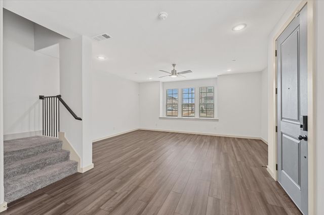 691 Vista Oaks Road, Lewisville, TX 75067