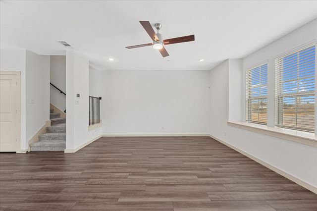 691 Vista Oaks Road, Lewisville, TX 75067