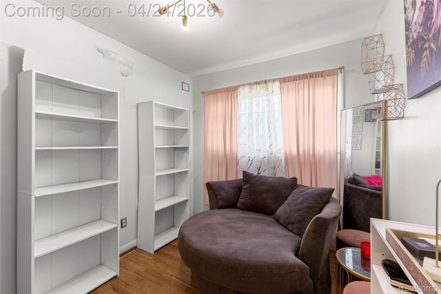 18266 Macarthur Street, Redford Charter Township, MI 48240