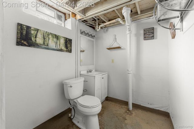 18266 Macarthur Street, Redford Charter Township, MI 48240