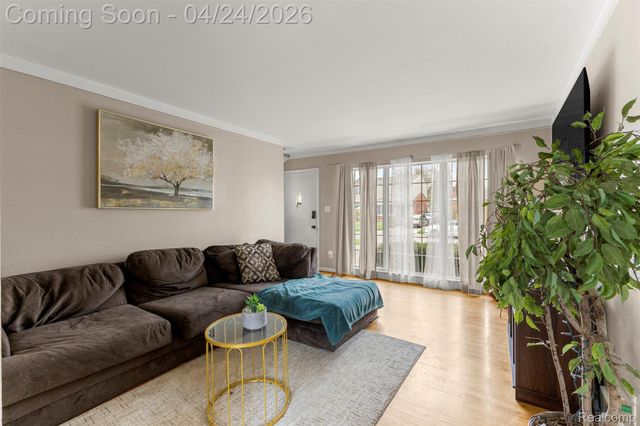 18266 Macarthur Street, Redford Charter Township, MI 48240