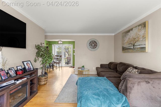 18266 Macarthur Street, Redford Charter Township, MI 48240