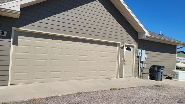 509 TRAIL DR, Box Elder, SD 57719