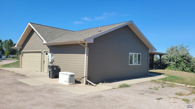509 TRAIL DR, Box Elder, SD 57719