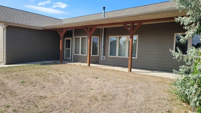 509 TRAIL DR, Box Elder, SD 57719