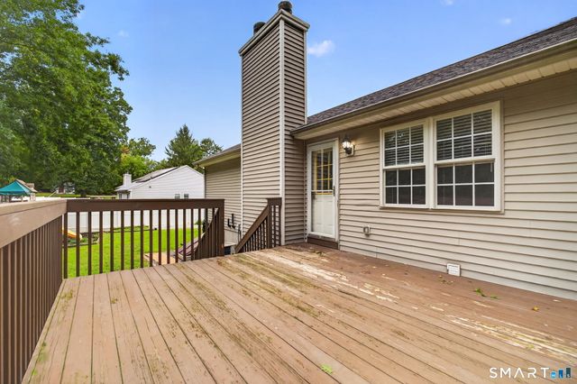 1137 Ridgewood Road, Middletown, CT 06457