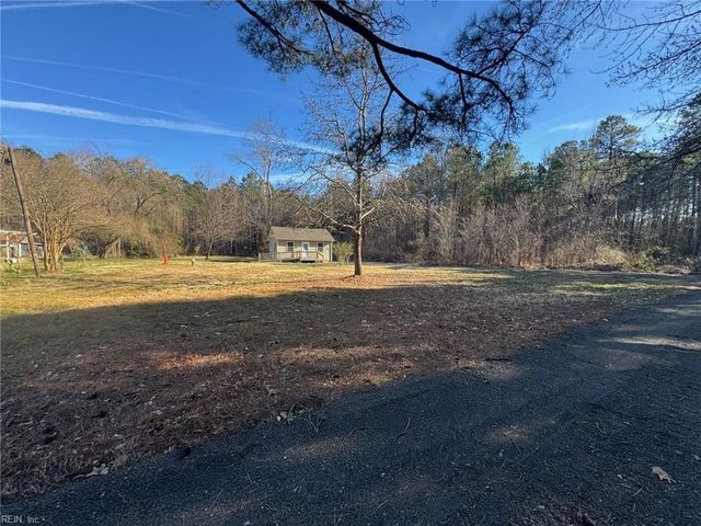 1378 Circle DR, Port Haywood, VA 23138