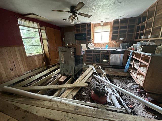 419 W Pine, Whitewright, TX 75491
