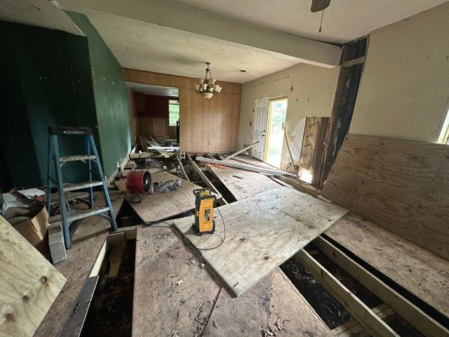 419 W Pine, Whitewright, TX 75491