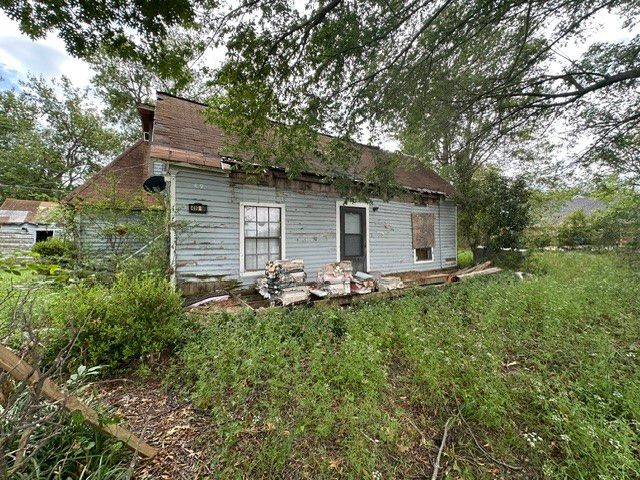 419 W Pine, Whitewright, TX 75491