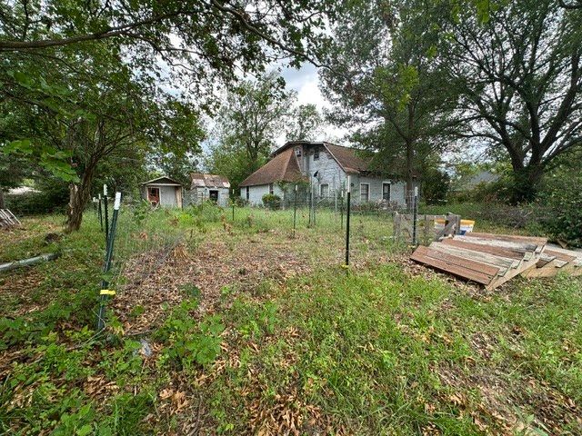 419 W Pine, Whitewright, TX 75491