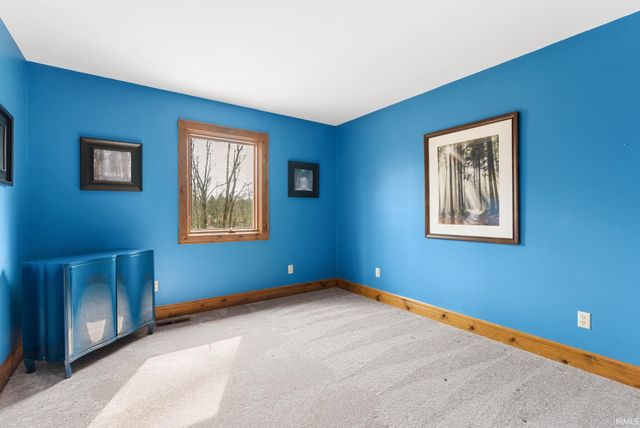 1927 S Hadley Road, Fort Wayne, IN 46804