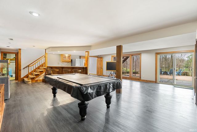 1927 S Hadley Road, Fort Wayne, IN 46804