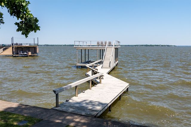 513 Winding Shore Drive, Tool, TX 75143
