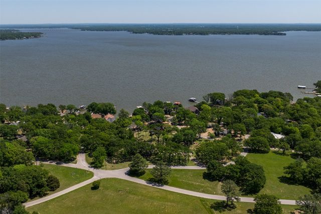 513 Winding Shore Drive, Tool, TX 75143