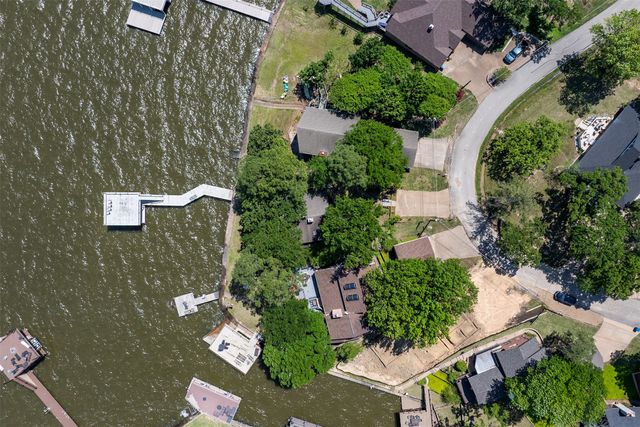513 Winding Shore Drive, Tool, TX 75143