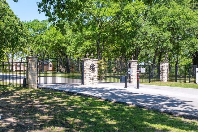 513 Winding Shore Drive, Tool, TX 75143
