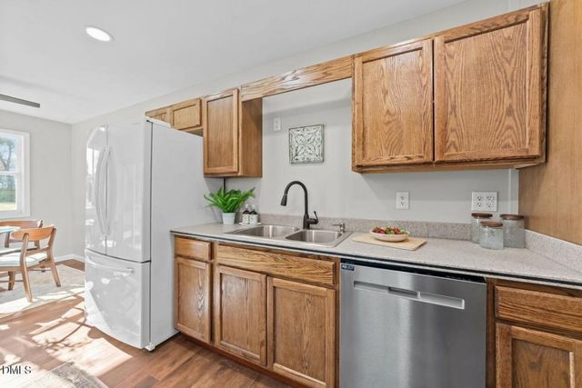 423 S Barbour Street, Clayton, NC 27520