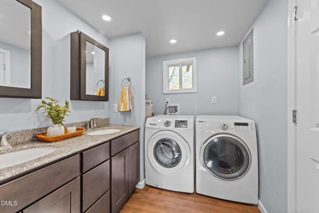 423 S Barbour Street, Clayton, NC 27520