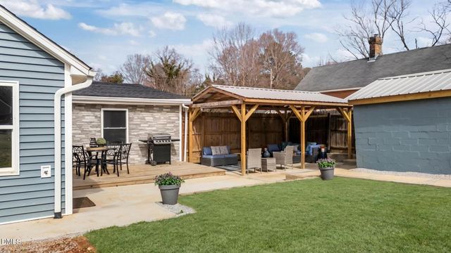 423 S Barbour Street, Clayton, NC 27520