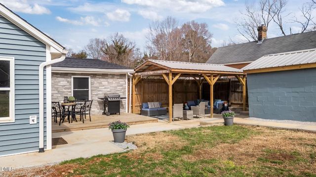 423 S Barbour Street, Clayton, NC 27520