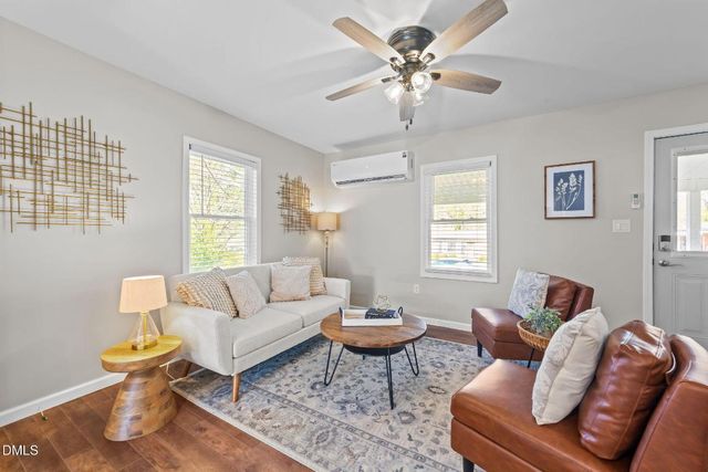 423 S Barbour Street, Clayton, NC 27520