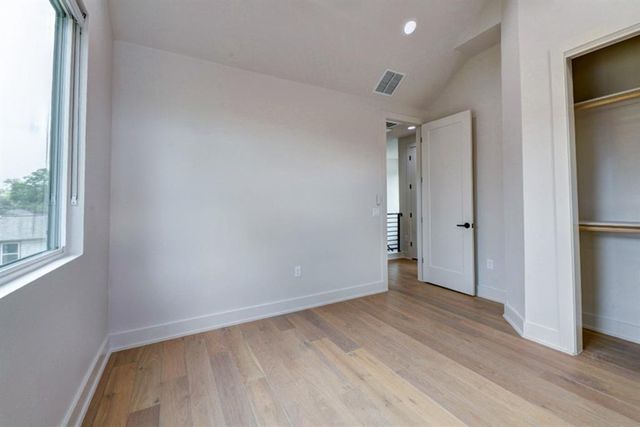 4424 Hank Ave 3, Austin, TX 78745